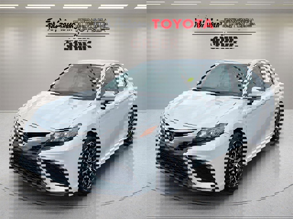 Used 2023 Toyota Camry SE