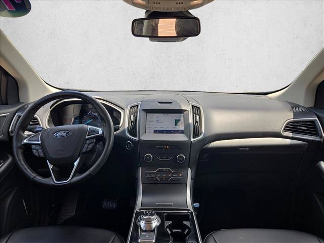 Used 2019 Ford Edge SEL w/ Equipment Group 201A FWD image 15