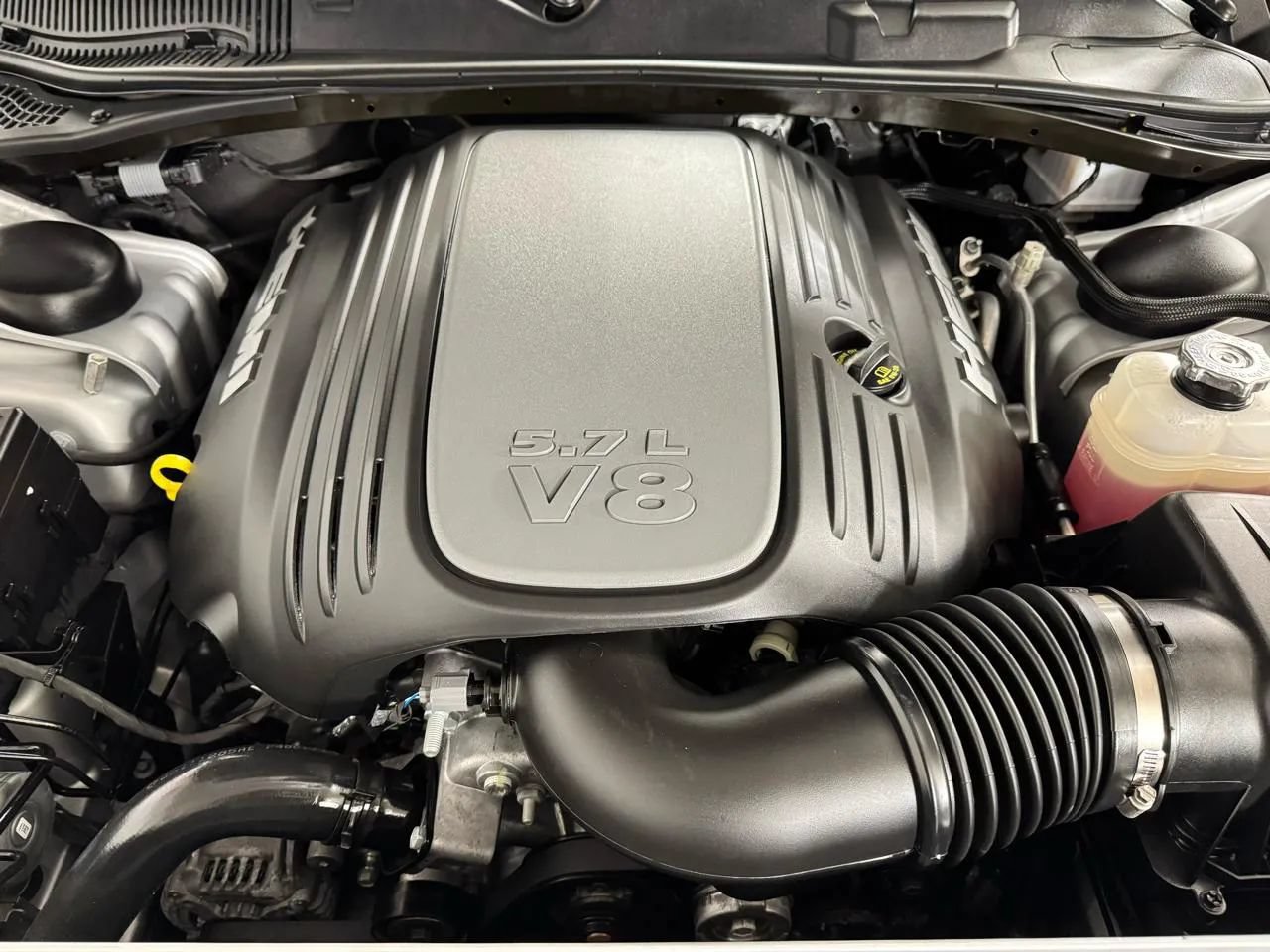 Used 2023 Dodge Challenger R/T w/ Blacktop Package RWD image 9