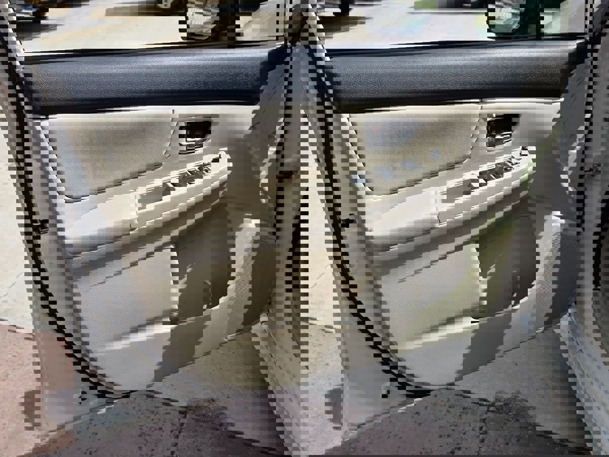 Used 2013 Subaru Impreza 2.0i Sport Premium image 25