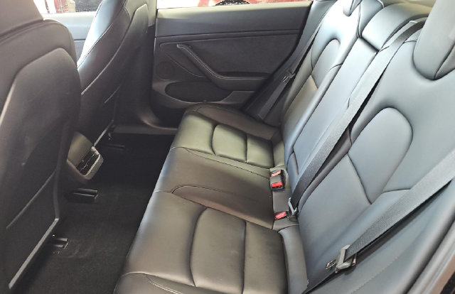 Used 2023 Tesla Model 3 Standard Range RWD image 13