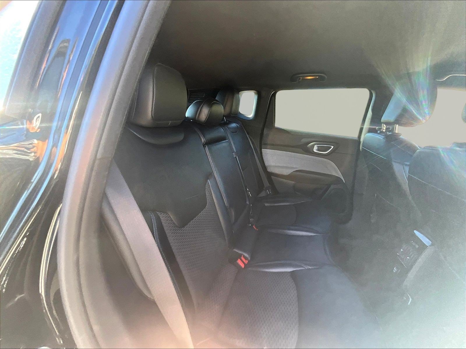 Used 2024 Jeep Compass Latitude AWD/4WD image 25