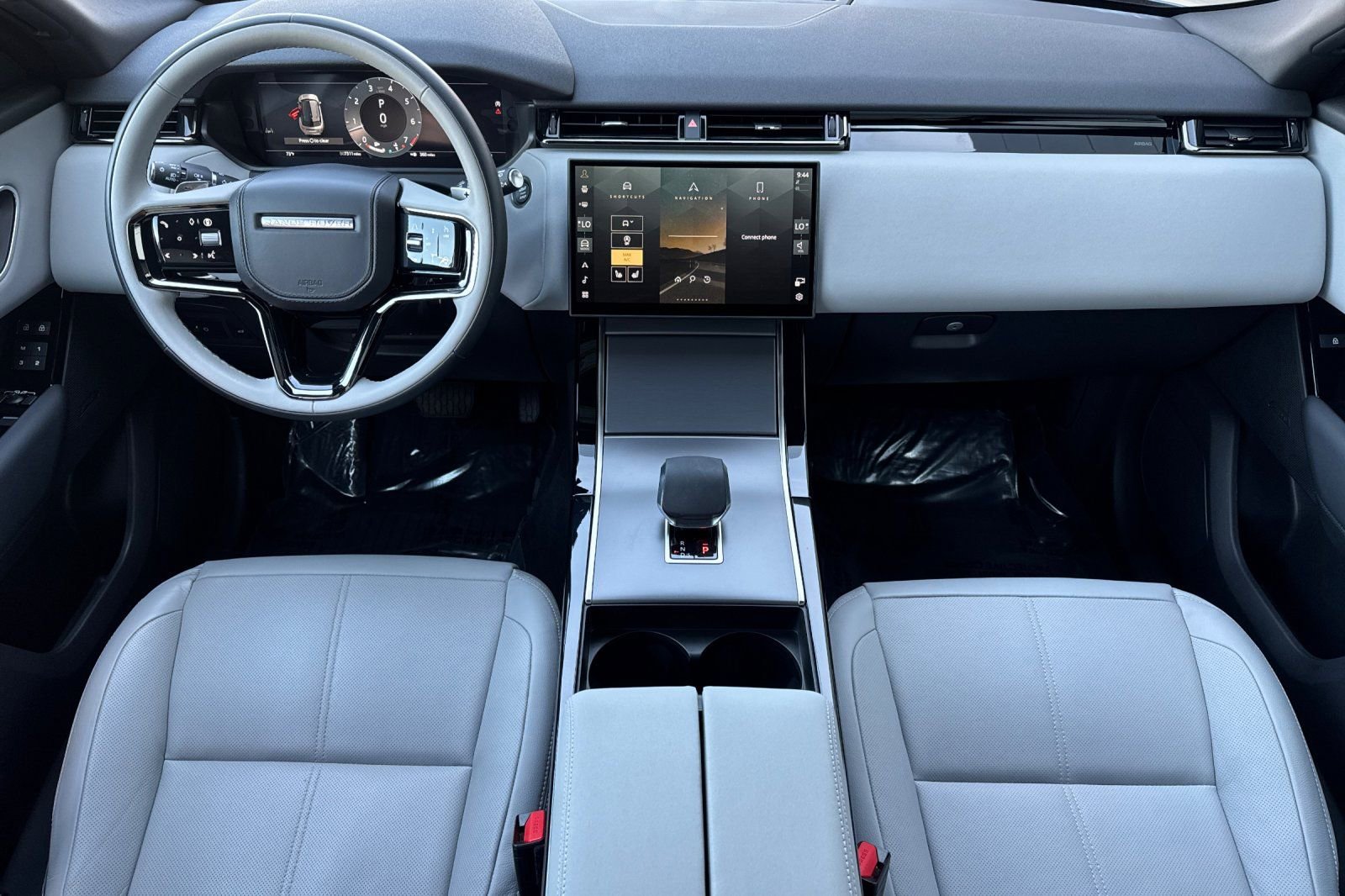 Used 2026 Land Rover Range Rover Velar S AWD/4WD image 14