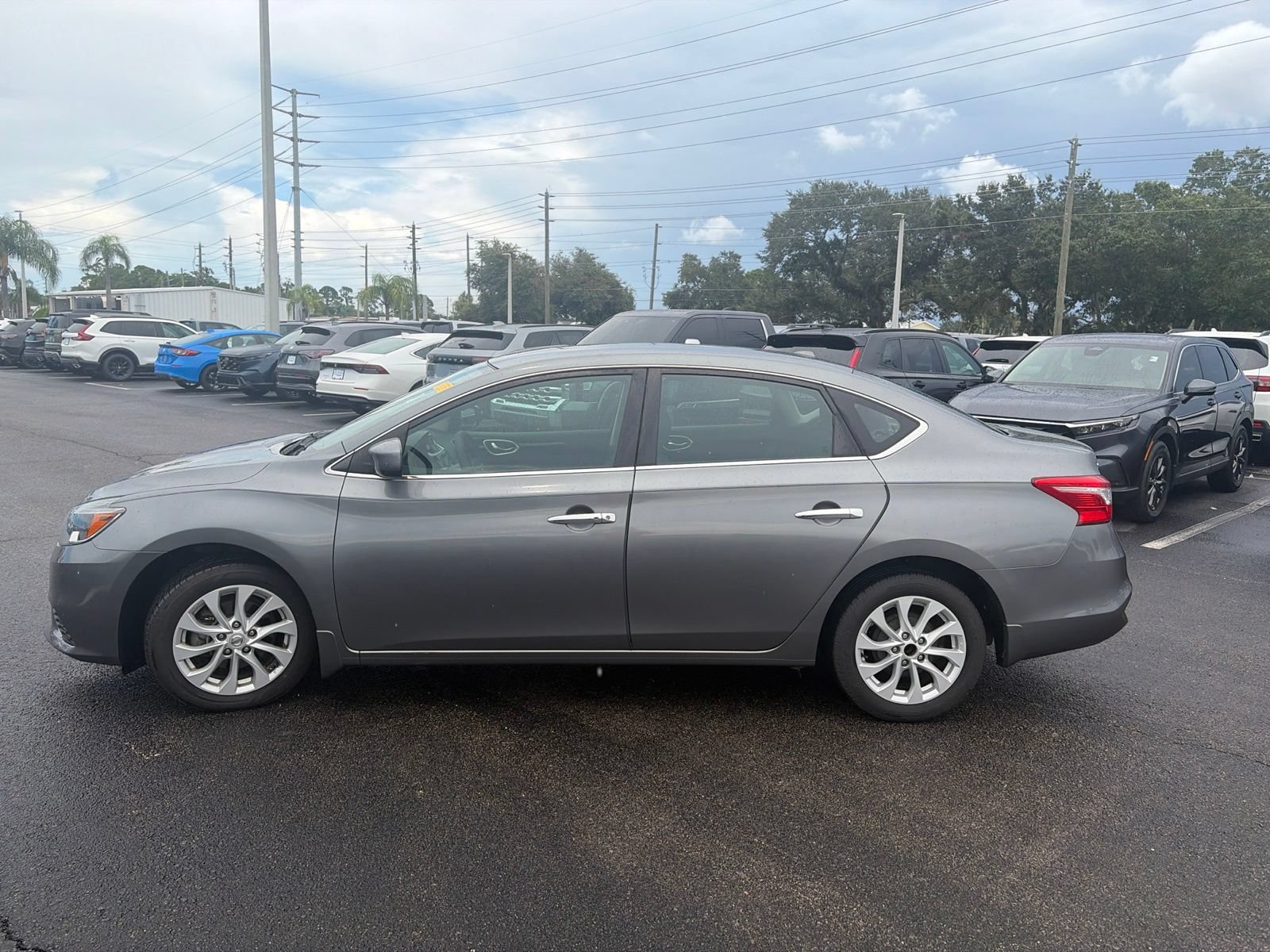 Used 2018 Nissan Sentra SV FWD image 4