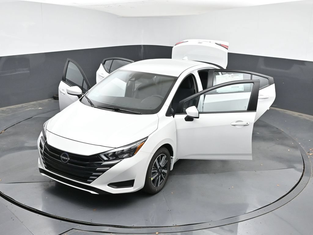 Used 2025 Nissan Versa SV w/ Trunk Package FWD image 26