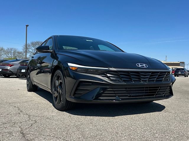 New 2026 Hyundai Elantra Sport image 10