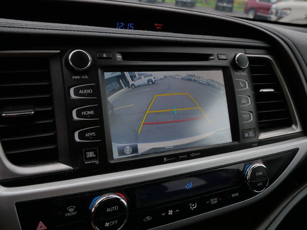 Used 2019 Toyota Highlander Limited Platinum AWD/4WD image 23