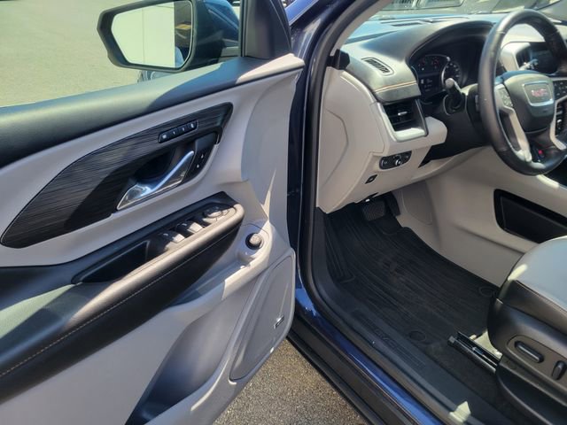 Used 2019 GMC Terrain SLT w/ Preferred Package AWD/4WD image 14