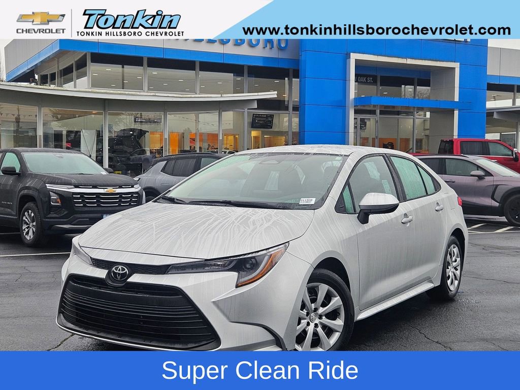 Used 2025 Toyota Corolla LE