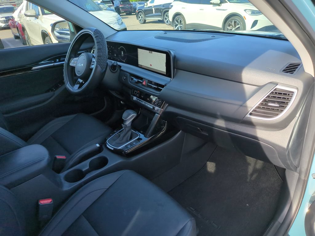 Used 2024 Kia Seltos EX FWD image 6