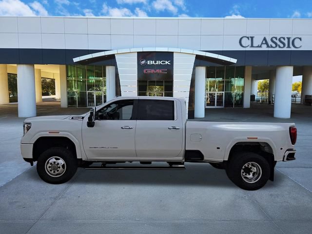 Used 2021 GMC Sierra 3500 Denali w/ Denali Ultimate Package AWD/4WD image 5