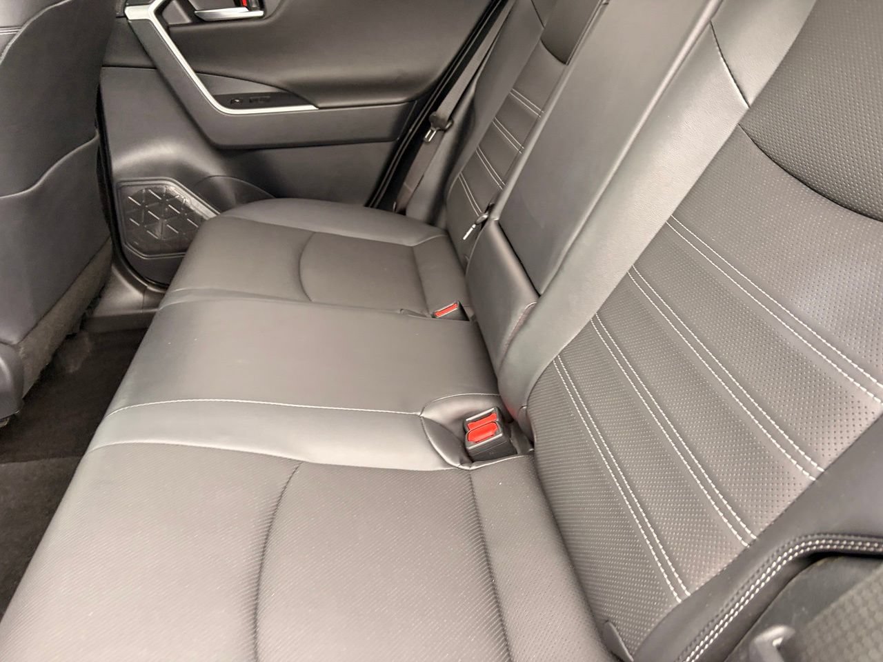 Used 2025 Toyota RAV4 Limited w/ Advanced Technology Package AWD/4WD image 16