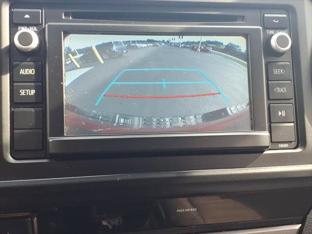 Used 2018 Toyota Tacoma SR w/ SR Convenience Package AWD/4WD image 23