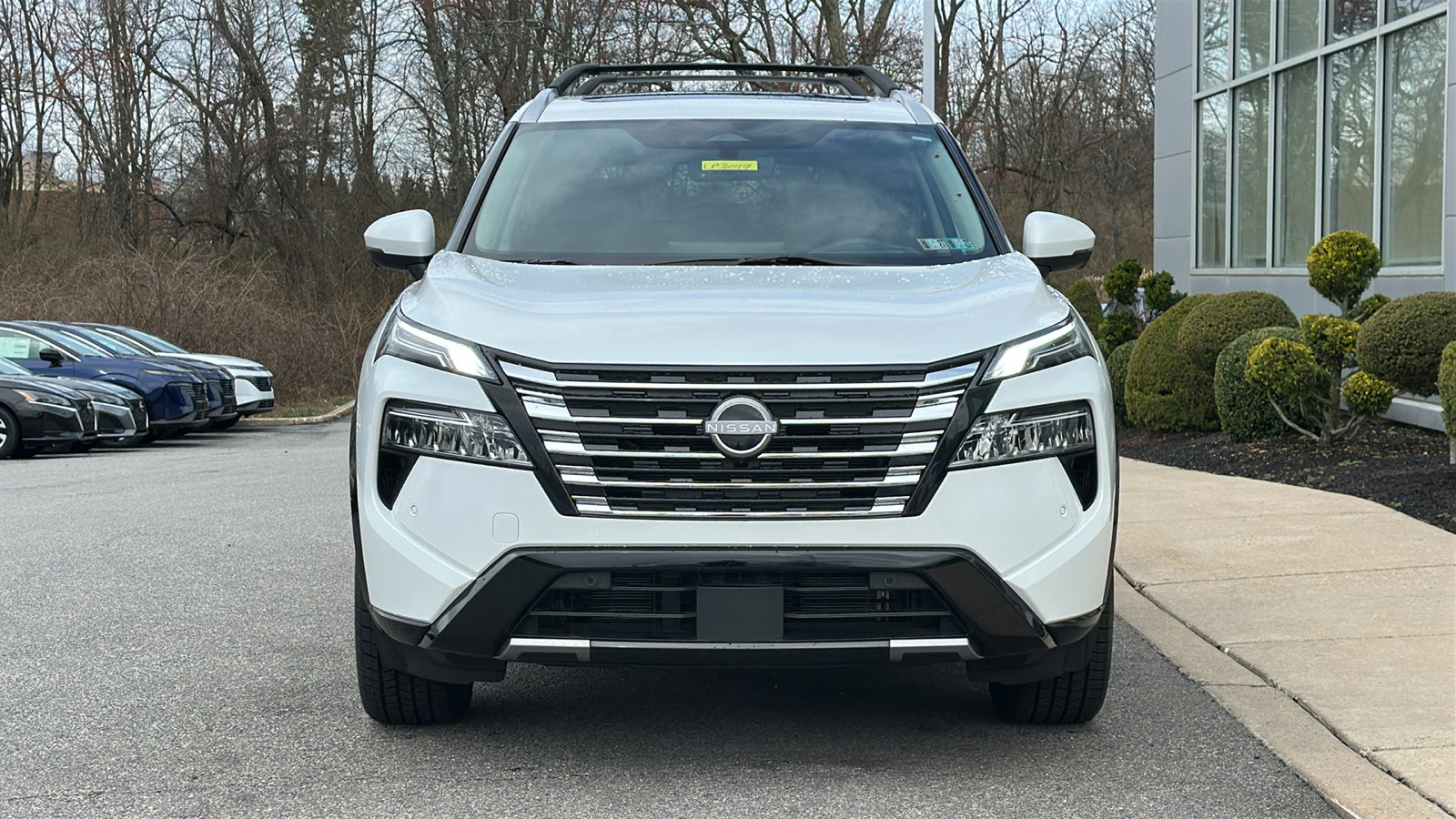 Certified 2024 Nissan Rogue Platinum w/ Platinum Premium Package image 3