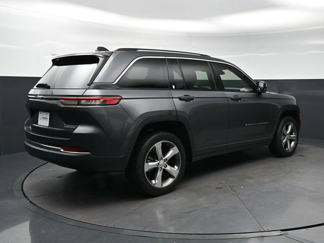 Used 2022 Jeep Grand Cherokee Limited RWD image 5