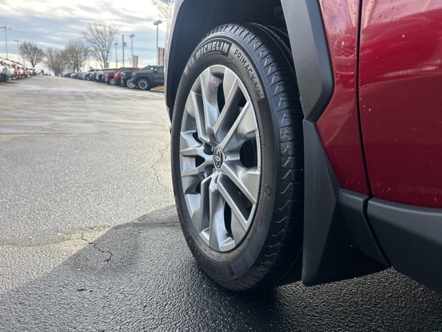 Used 2023 Toyota RAV4 XLE Premium image 10