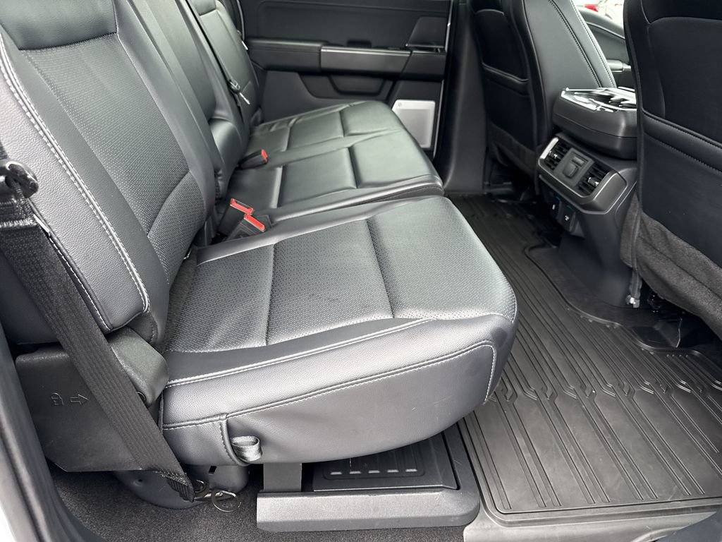 Used 2025 Ford F150 Lariat w/ Equipment Group 502A High AWD/4WD image 15