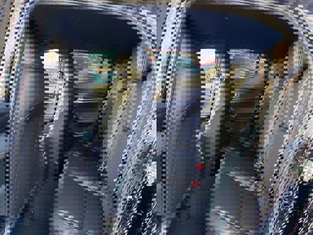 Used 2024 MAZDA MAZDA3 s image 19