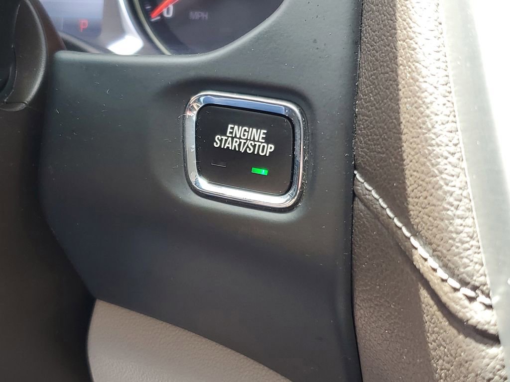 Used 2020 GMC Acadia SLE w/ Driver Convenience Package FWD image 15