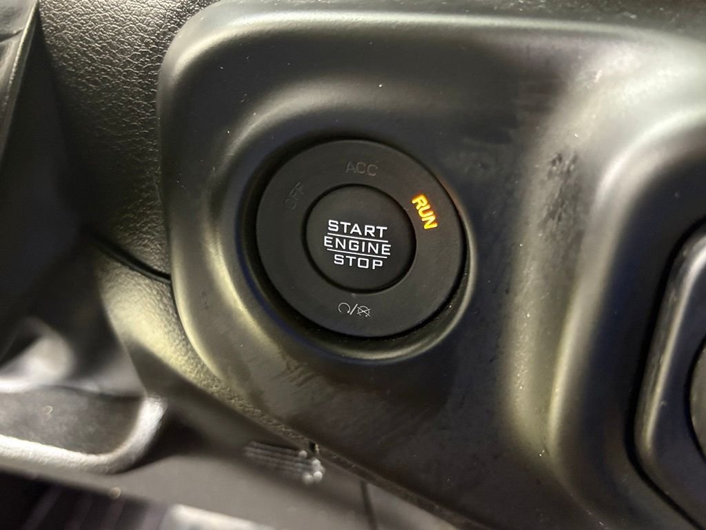 Used 2023 Jeep Wrangler Unlimited Sahara w/ Cold Weather Group AWD/4WD image 22