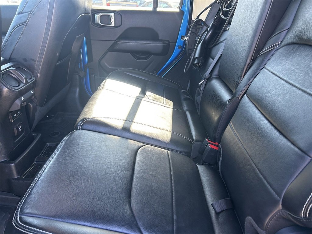 Used 2023 Jeep Wrangler Unlimited Sahara w/ Cold Weather Group image 19