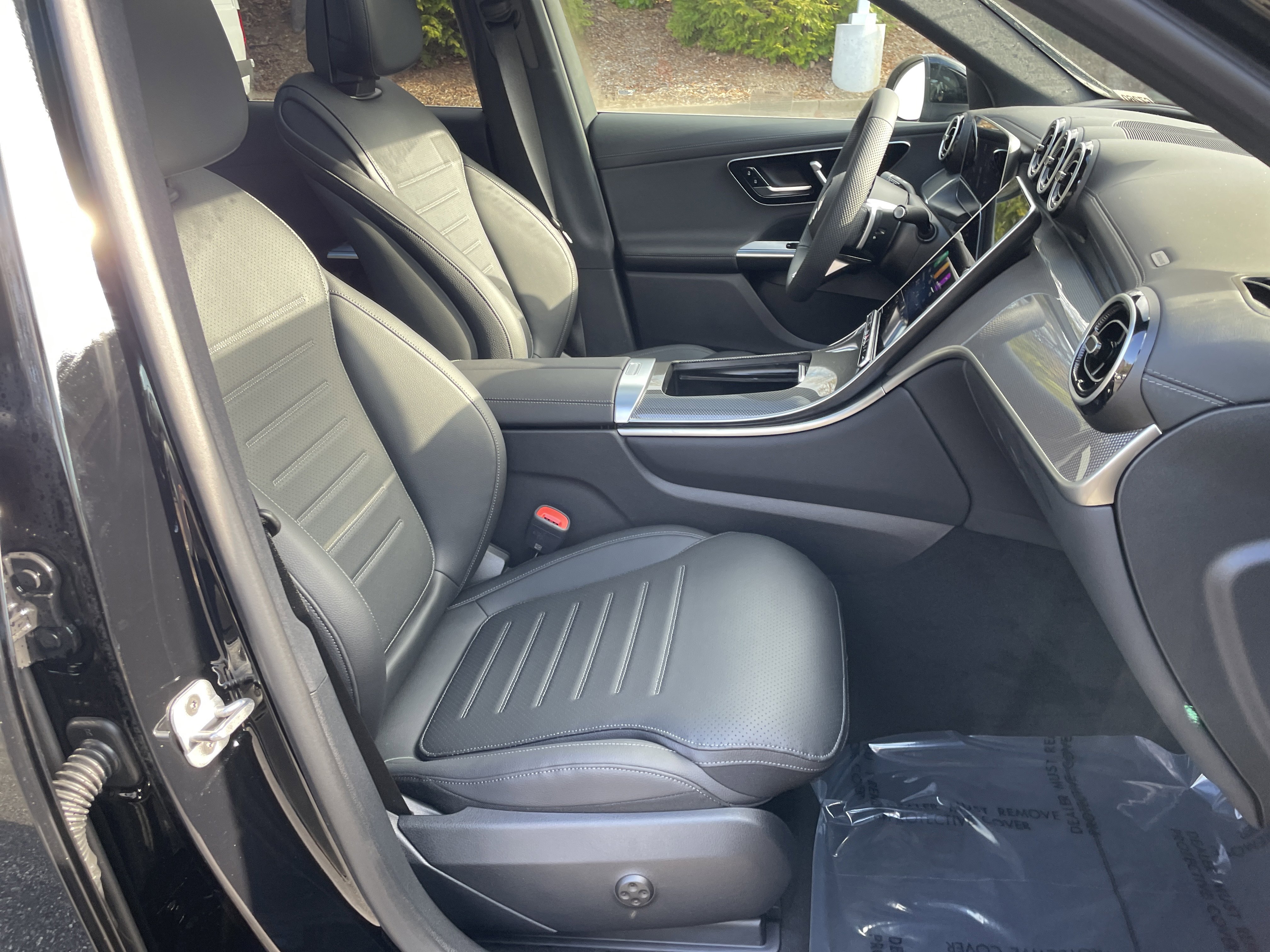 New 2026 Mercedes-Benz GLC 300 image 44