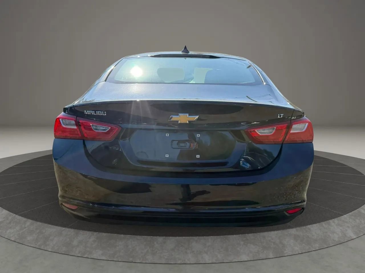 Used 2023 Chevrolet Malibu LT FWD image 6