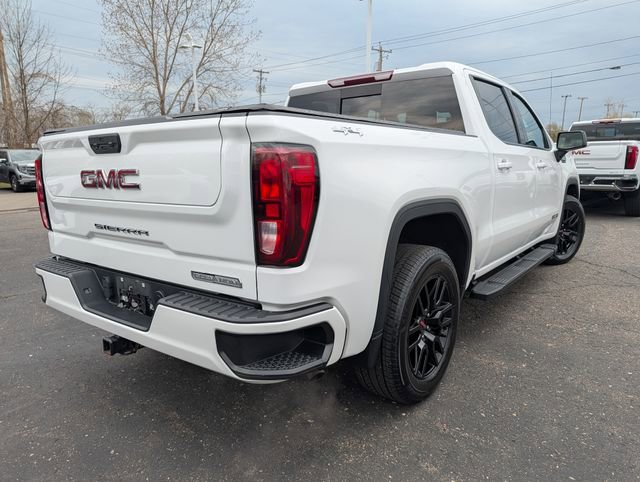 Used 2022 GMC Sierra 1500 Elevation w/ Preferred Package AWD/4WD image 9