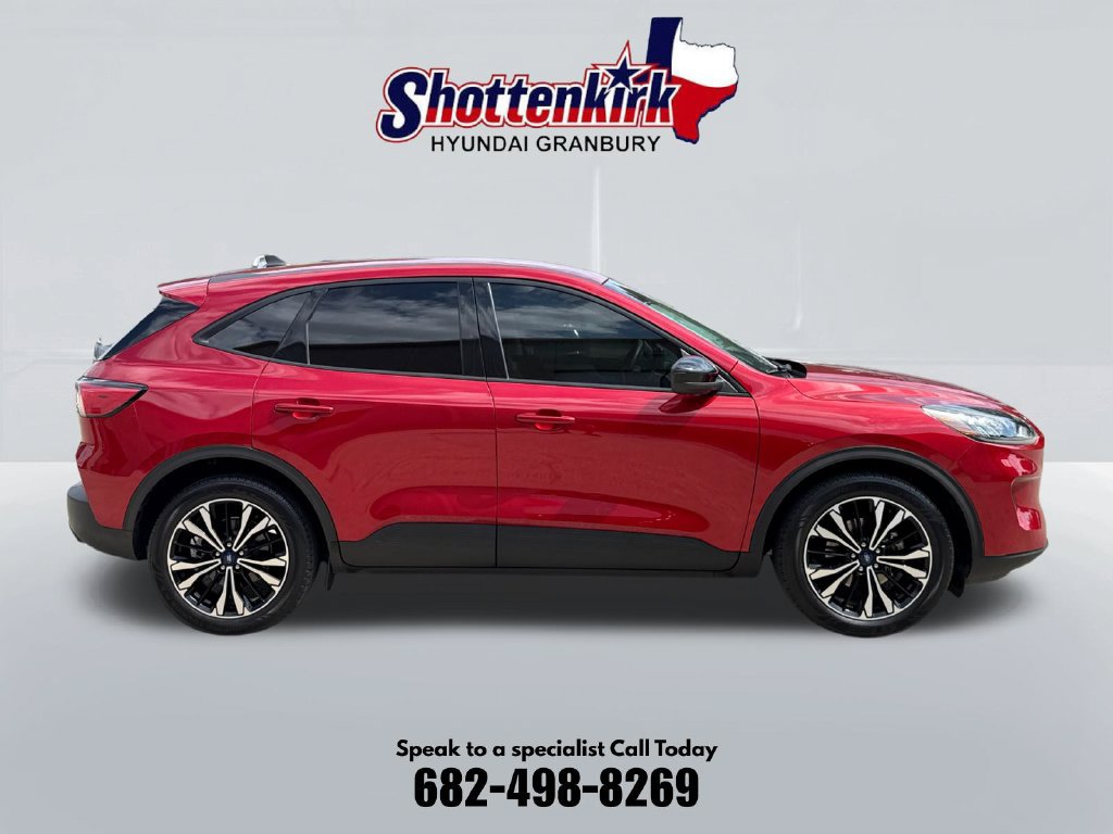 Used 2022 Ford Escape SE w/ SE Sport Appearance Package FWD image 5