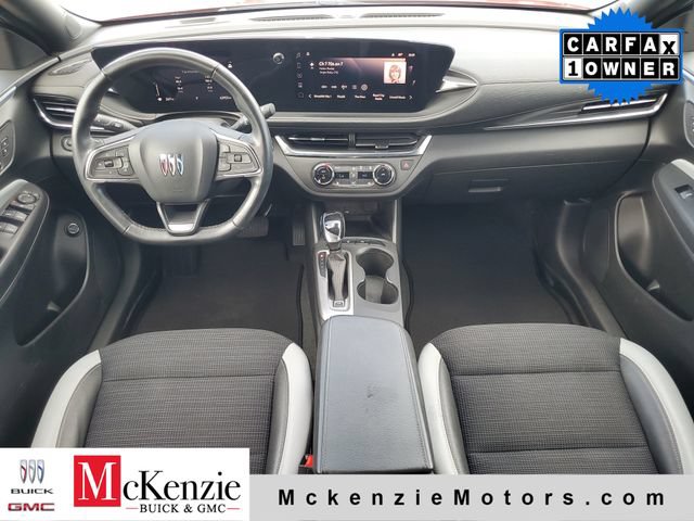 Used 2024 Buick Envista Sport Touring w/ Convenience I Package FWD image 24