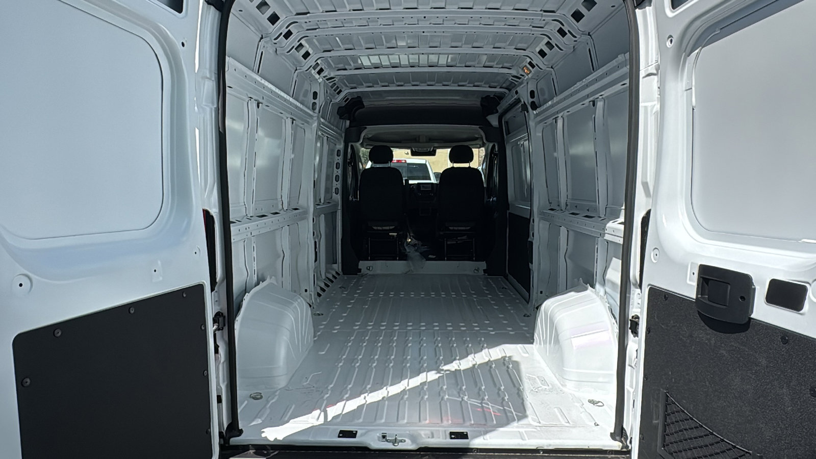 New 2026 RAM ProMaster 2500 w/ Storage Group image 20