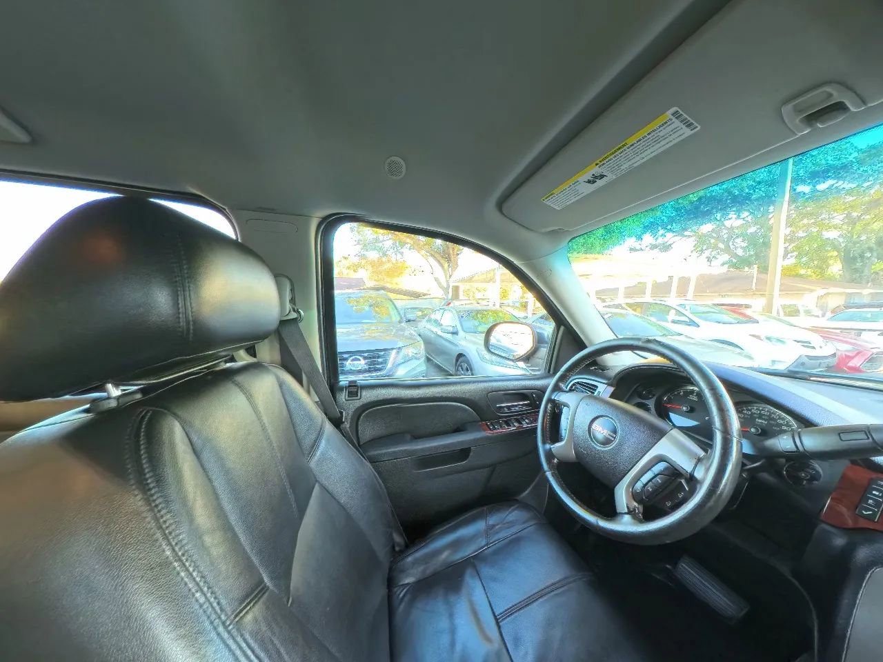 Used 2013 GMC Yukon XL SLT image 28