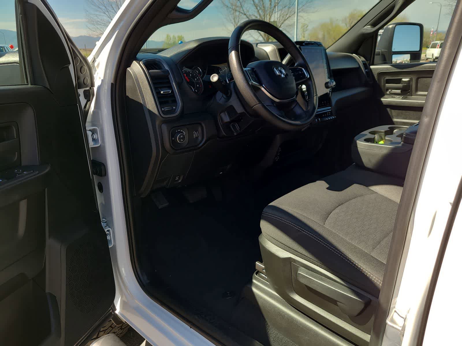 Used 2025 RAM 3500 Tradesman AWD/4WD image 10