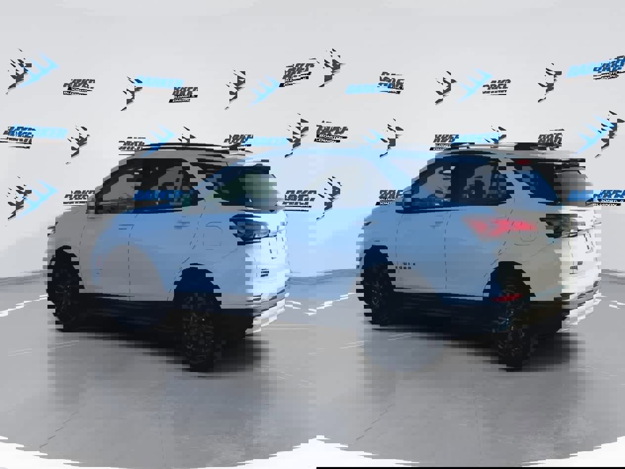 Used 2022 Chevrolet Equinox RS w/ LPO, Floor Liner Package image 6