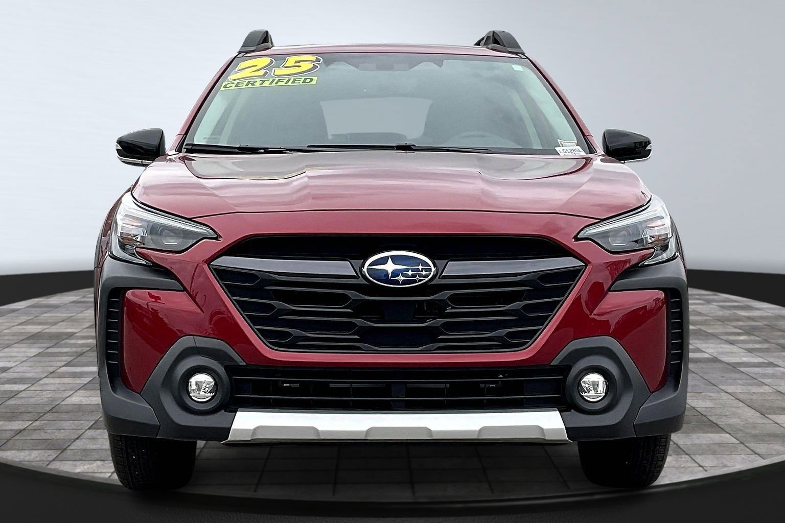 Certified 2025 Subaru Outback Limited AWD/4WD image 3