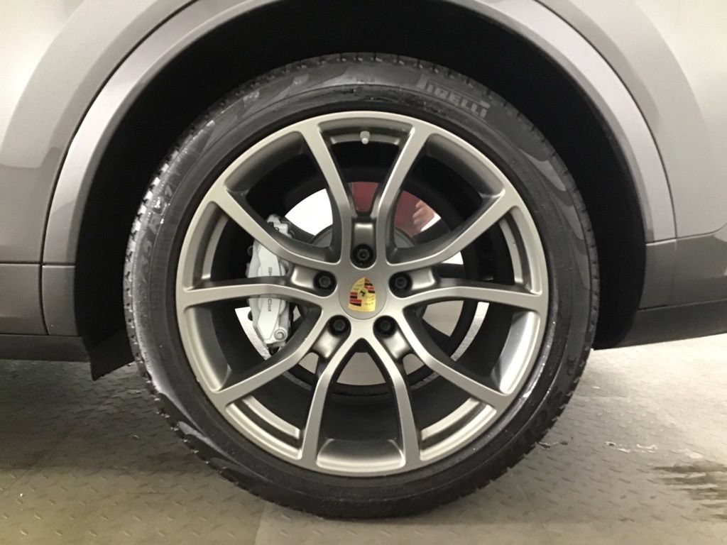 Certified 2020 Porsche Cayenne Turbo AWD/4WD image 10