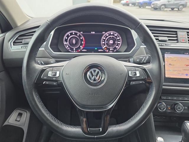Used 2019 Volkswagen Tiguan SEL Premium image 20