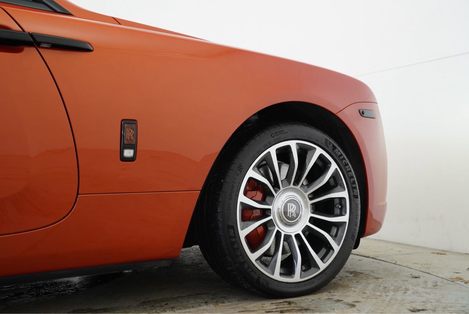 Used 2020 Rolls-Royce Dawn image 81