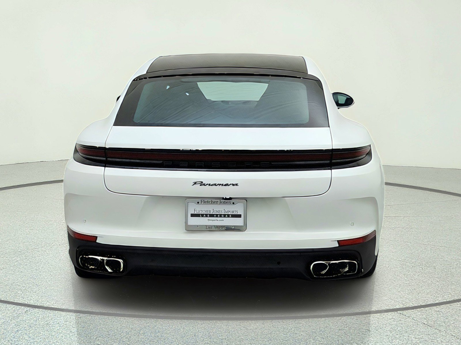 Used 2025 Porsche Panamera image 10