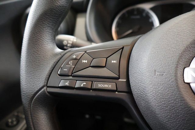 New 2025 Nissan Kicks Play S image 15