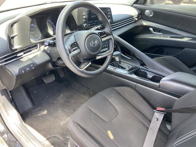 Used 2023 Hyundai Elantra Blue FWD image 6