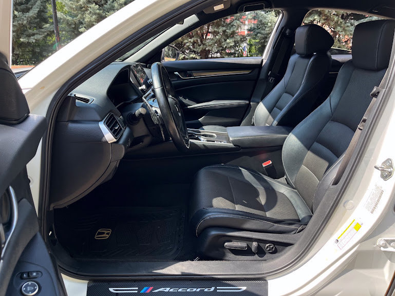 Used 2018 Honda Accord Sport image 8