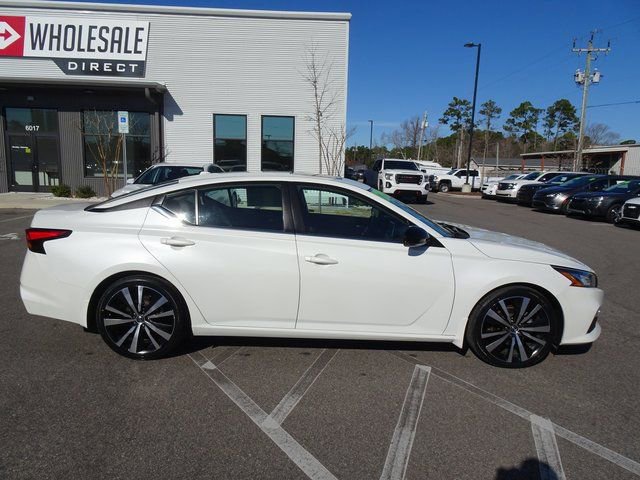 Used 2022 Nissan Altima 2.0 SR image 3