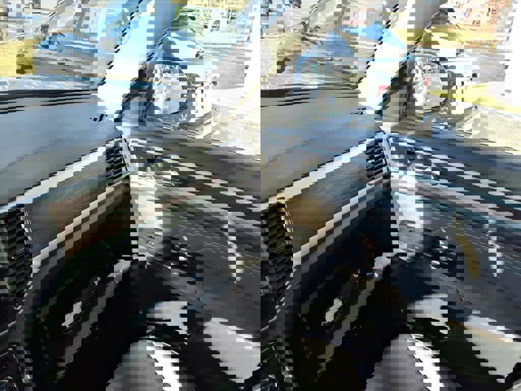 Used 2021 Volkswagen Atlas SE w/ Panoramic Sunroof Package image 17