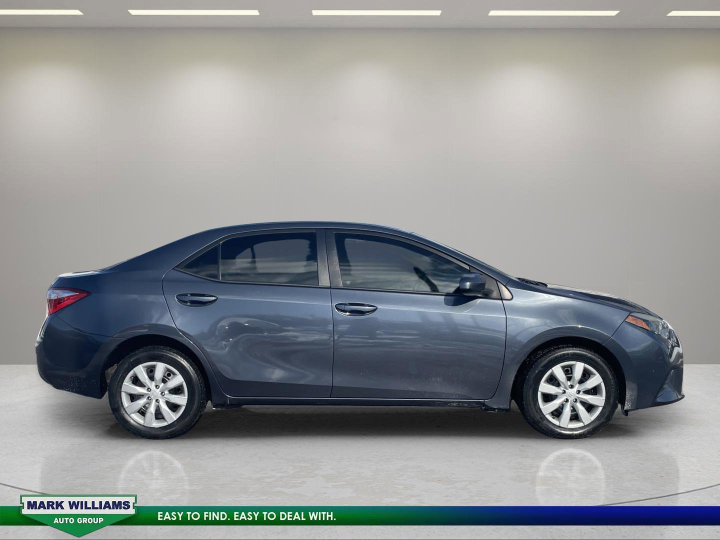 Used 2016 Toyota Corolla LE image 2