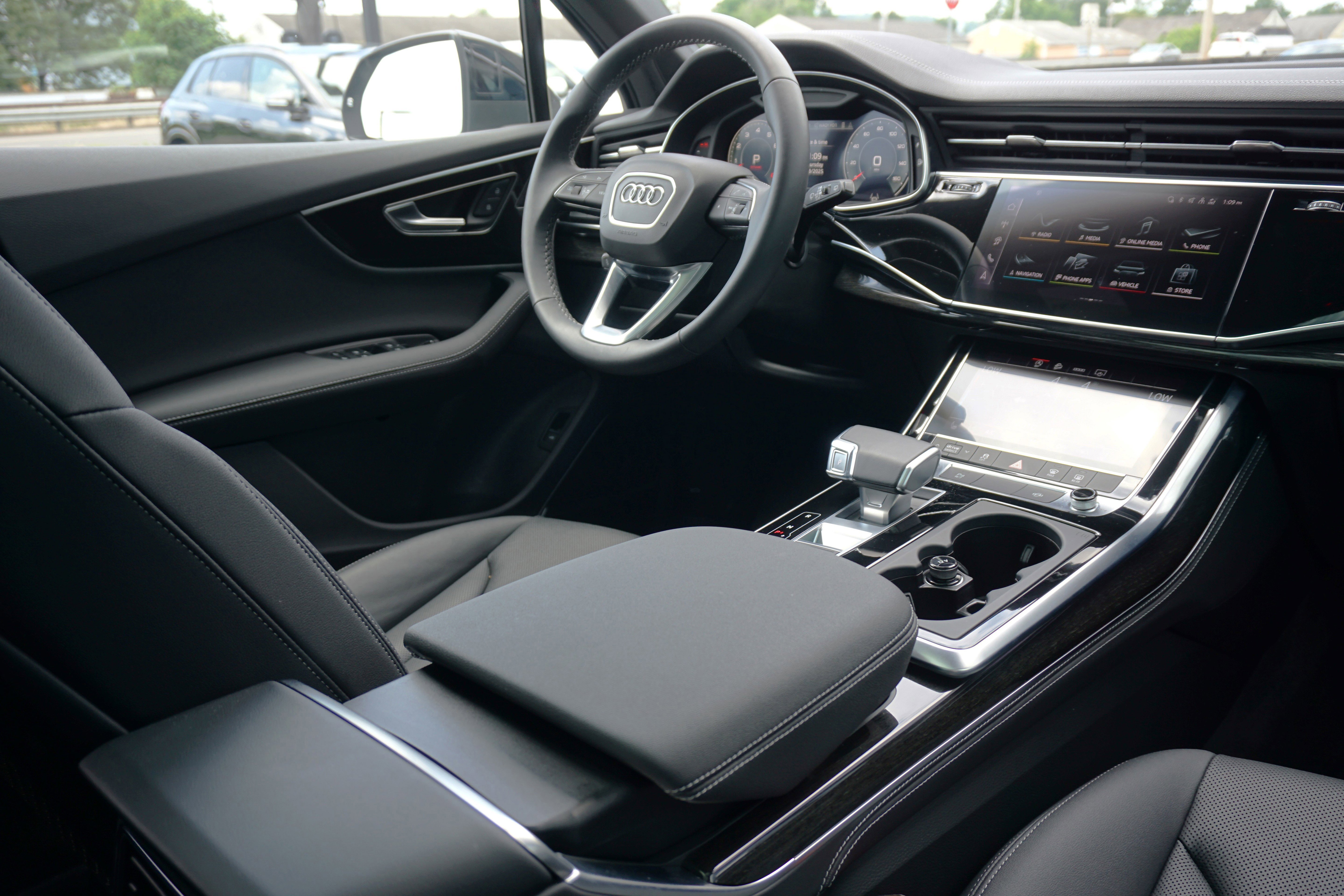 Certified 2025 Audi Q7 3.0T Premium Plus w/ Premium Plus Package image 4