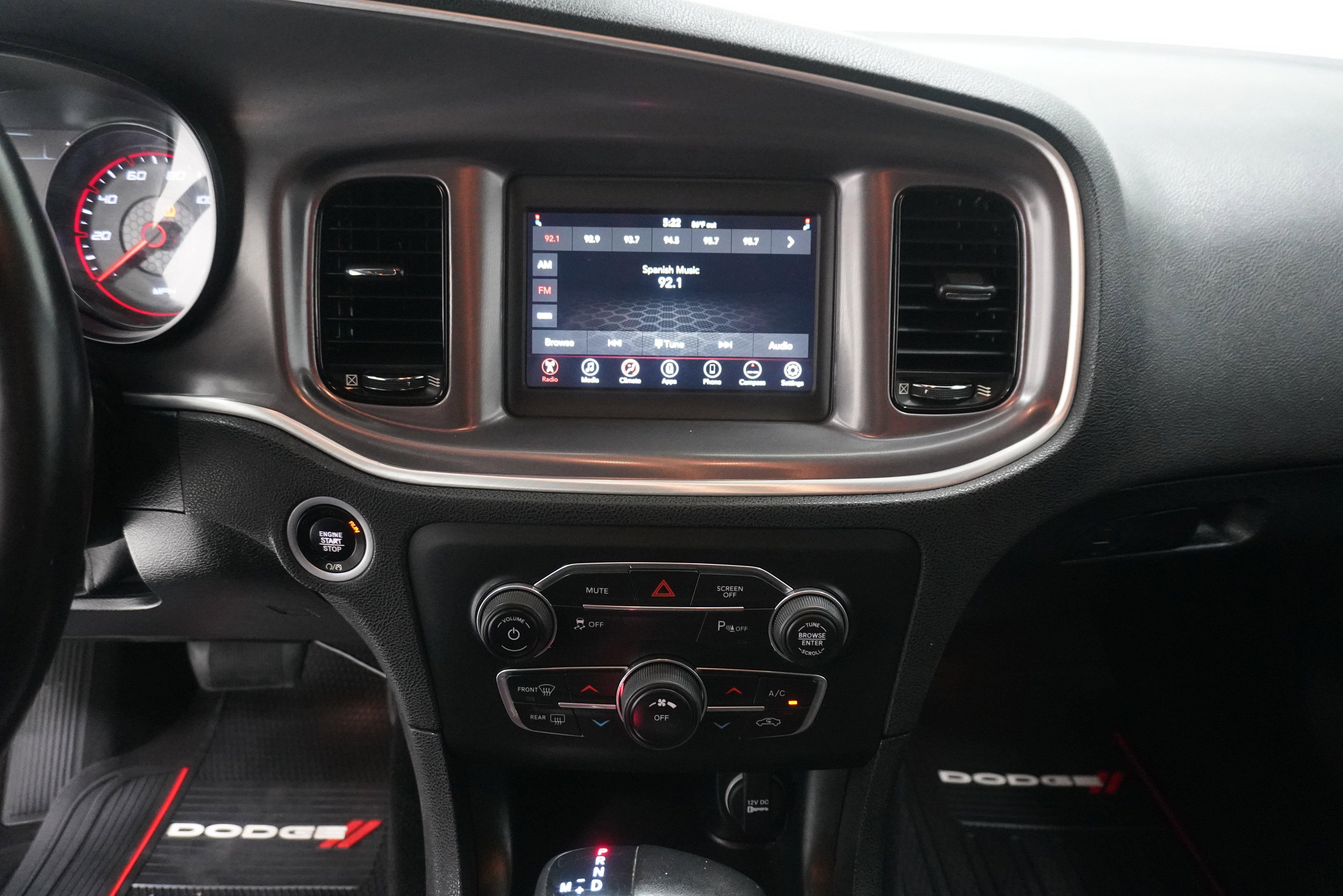 Used 2020 Dodge Charger SXT w/ Blacktop Package RWD image 16