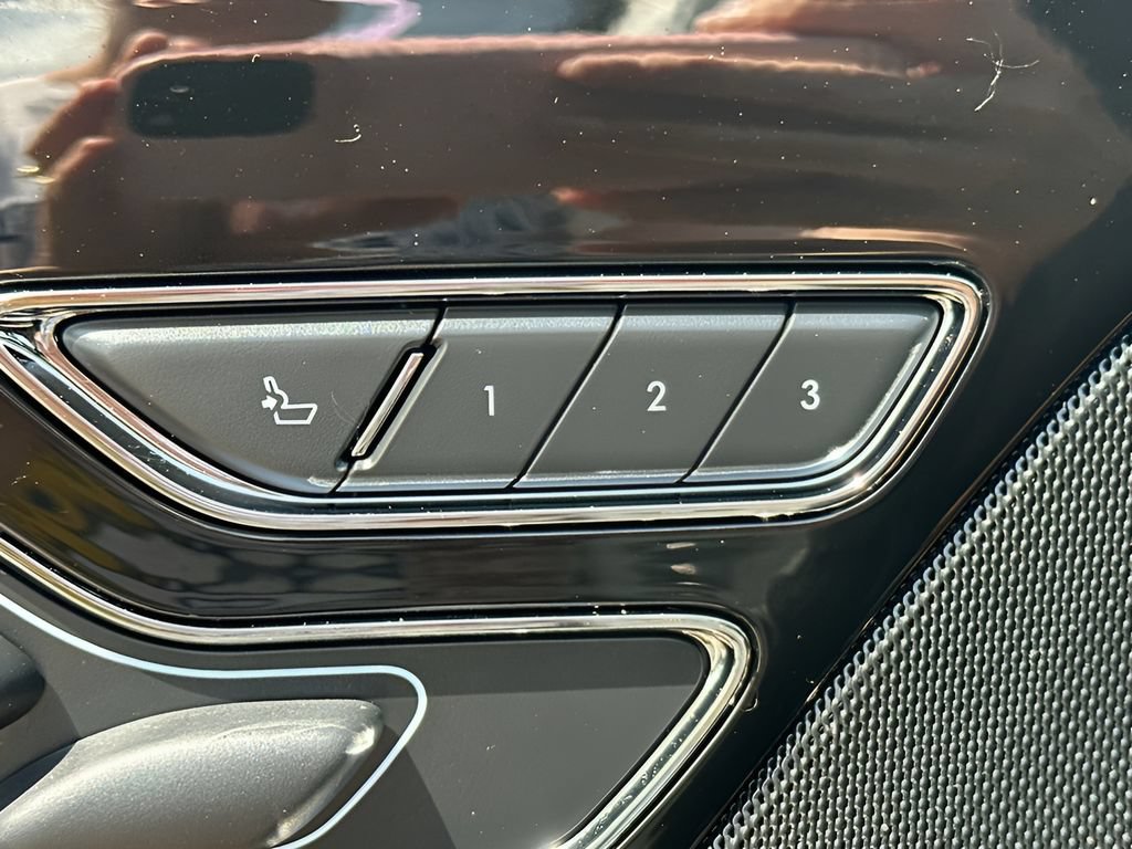 Used 2023 Lincoln Aviator Reserve w/ Elements Package Plus AWD/4WD image 34