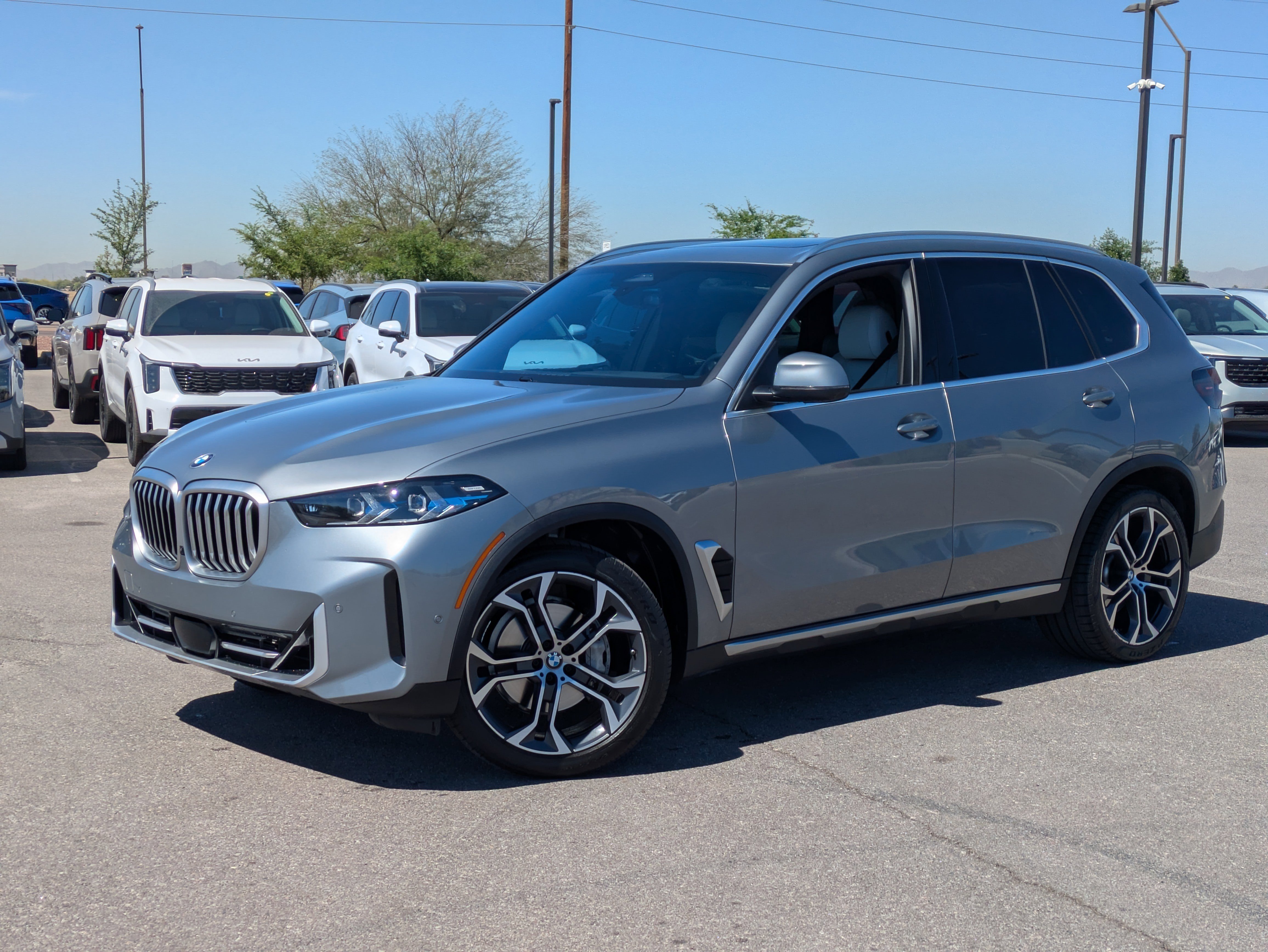 Used 2024 BMW X5 sDrive40i w/ Premium Package image 33