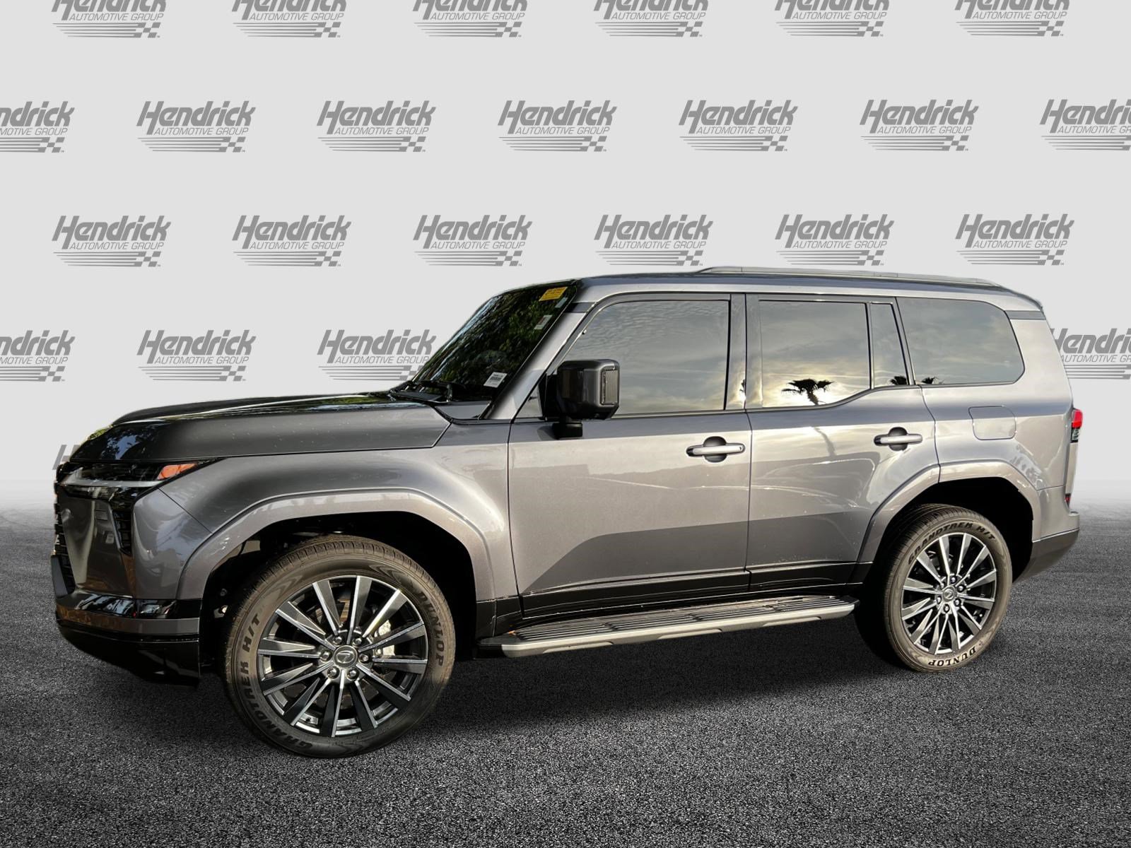 Used 2025 Lexus GX 550 w/ Accessory Package (2T) AWD/4WD image 6